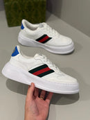 Tênis Gucci modelo branco
