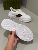 Tênis Gucci modelo branco