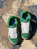 Tênis adidas verde
