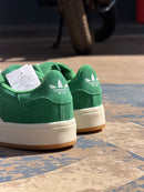Tênis adidas verde