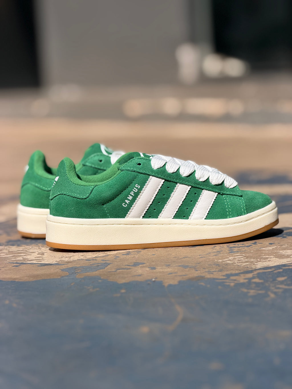 Tênis adidas verde