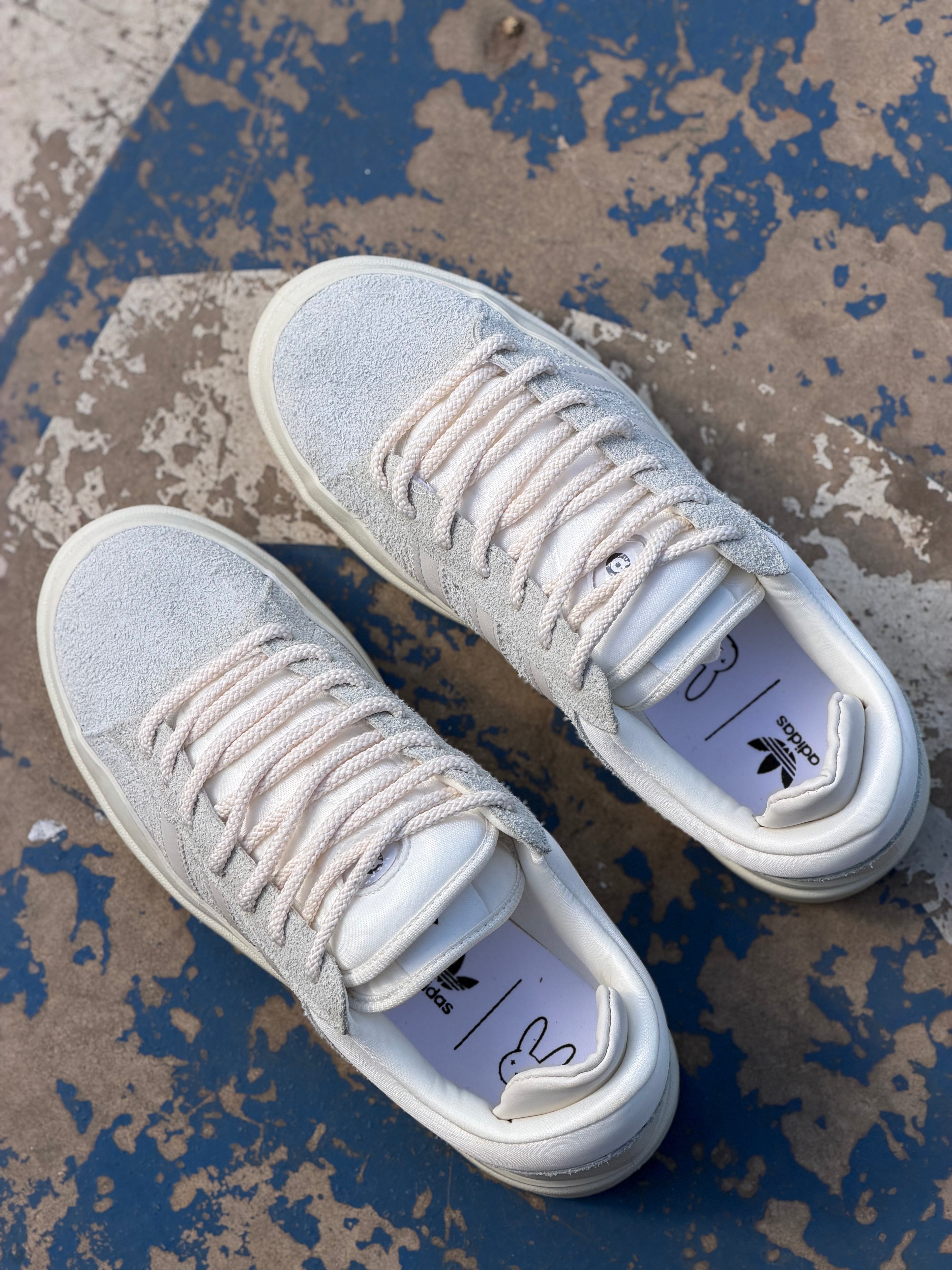 Tênis adidas branco