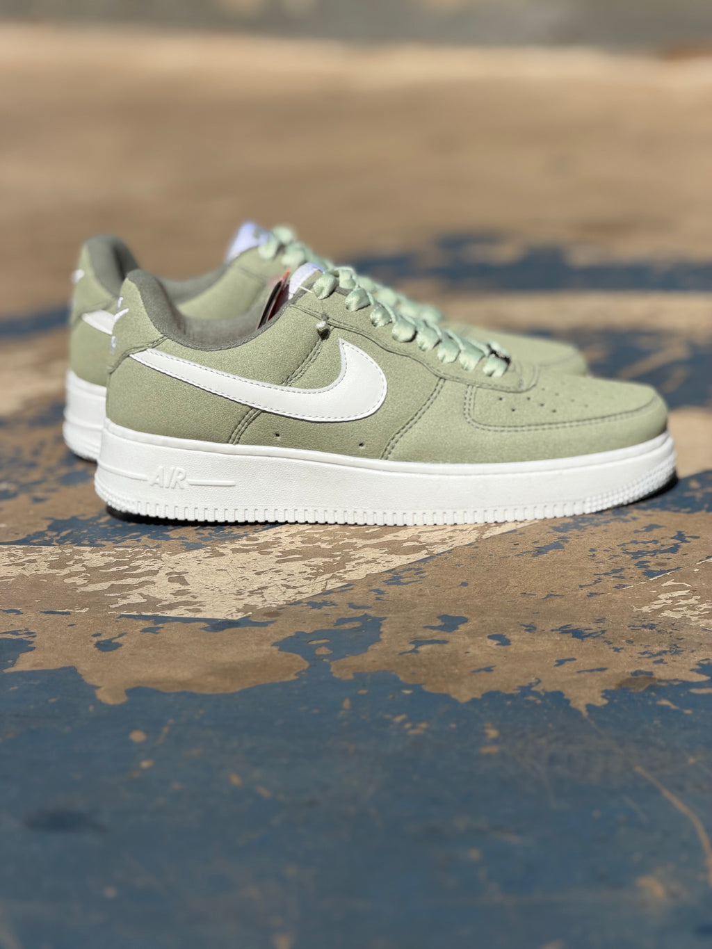 Tênis nike verde c branco