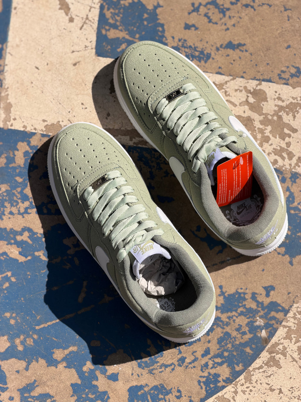 Tênis nike verde c branco