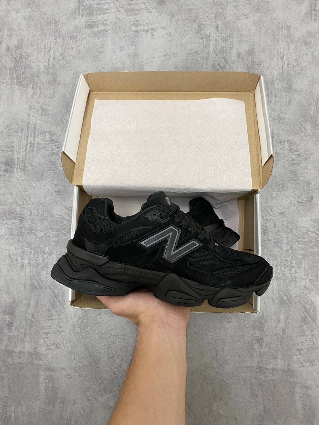New Balance 9060 All Black