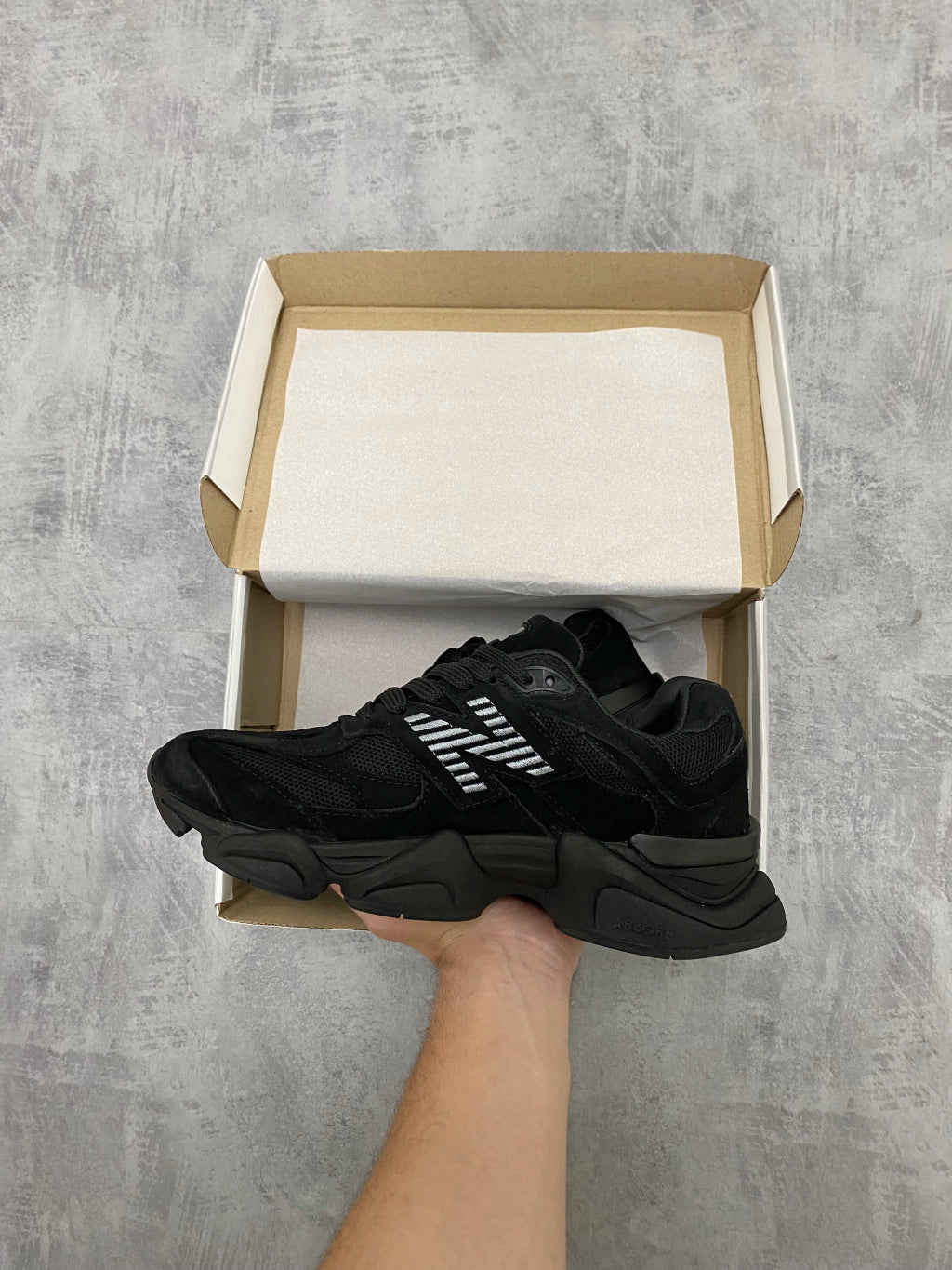New Balance 9060 All Black