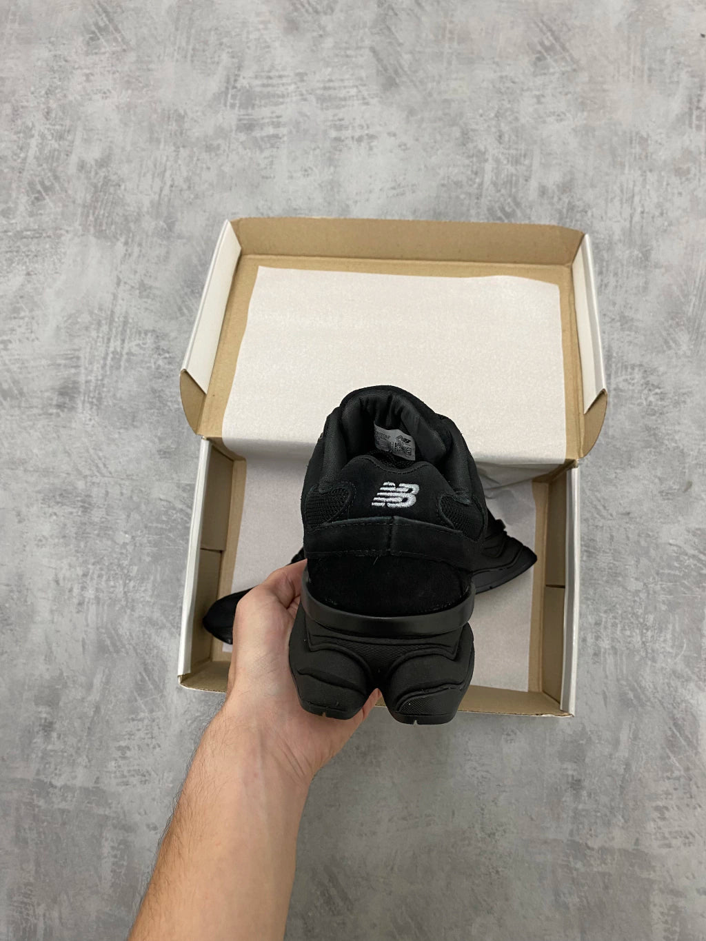 New Balance 9060 All Black