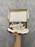 New Balance 9060 Branco e Vinho