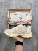 New Balance 530 Creme e Rosa
