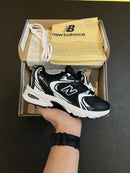 New Balance 530 Preto e Branco